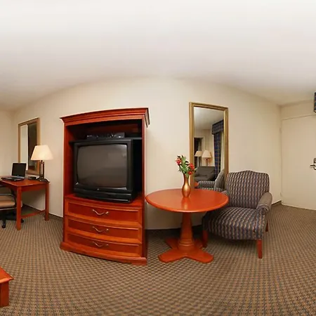 Texas Inn & Suites-3