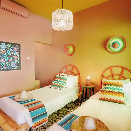 Por Aqui Stay & Dine-2