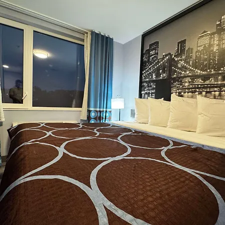 Super 8 By Wyndham Brooklyn Fulton Street Broadway Junction-2