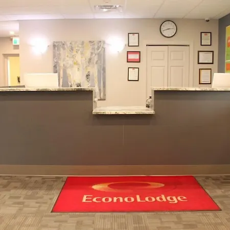 Howard Johnson By Wyndham Thunder Bay-3