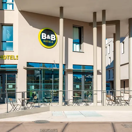 B&B Hotel Toulon Centre Gare-2