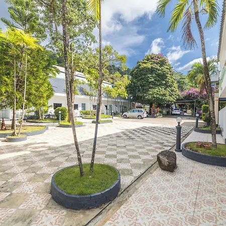 The Coconut Resort Hotel-2