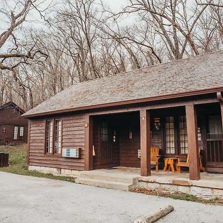 Montauk Lodge-2