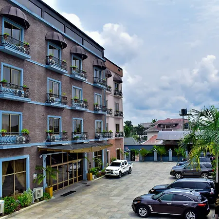 Oak Haven Hotel & Suites-2