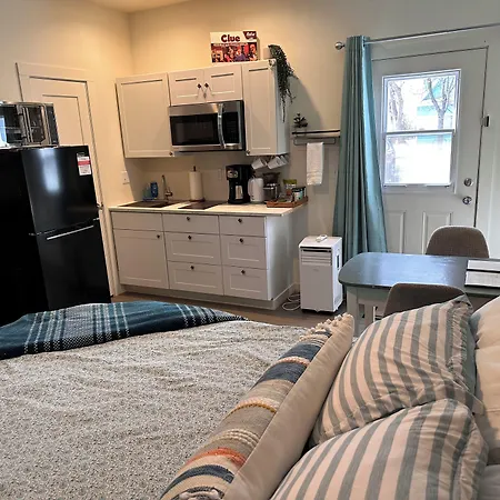 The Asbury House Guest Rentals-2