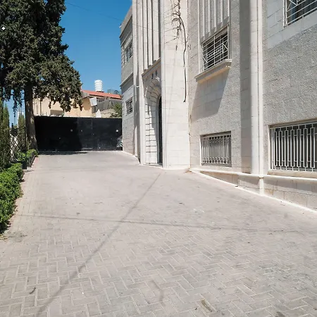 Dali House-2