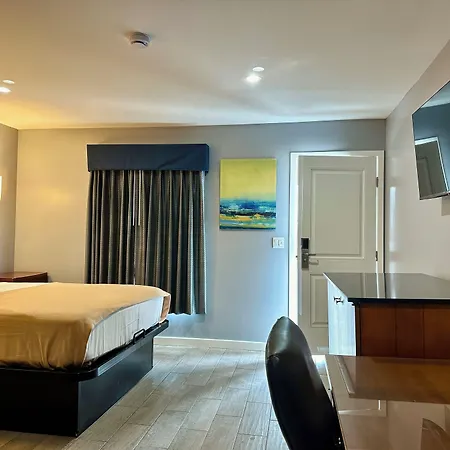 Oceanside Inn & Suites-3