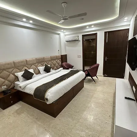 Hotel The Royal Oakes-2