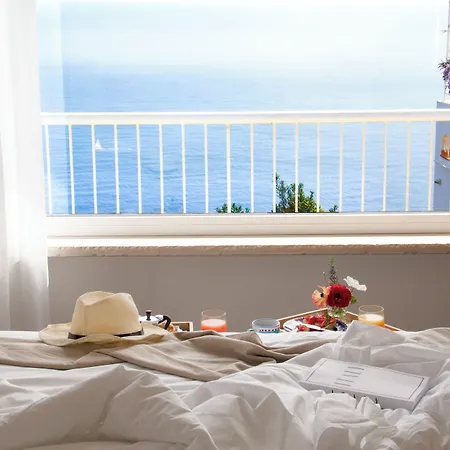 Una Villa - Amalfi Boutique Rooms B&B-2