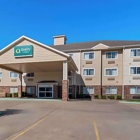 Quality Inn Blackwell I-35-3