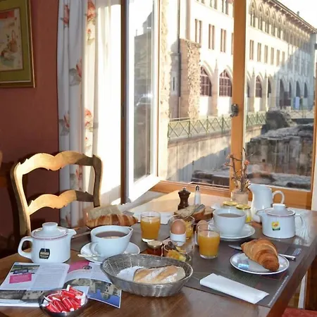 Hotel De Bourgogne-2