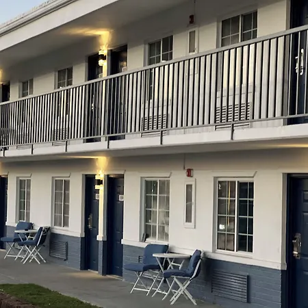 Boardwalk Suites Lafayette-3