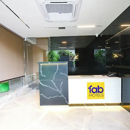 Fabhotel Prime Elegance Suites-3