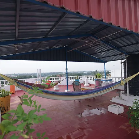 Holi-Wood Guesthouse-3