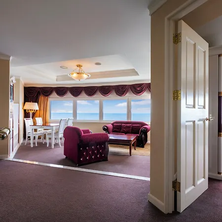 Hotel Neu Schloss Otaru-2
