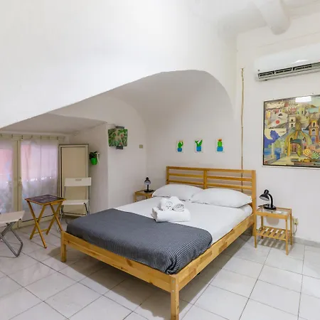 Double Room At Historical Palazzo Spinelli-3