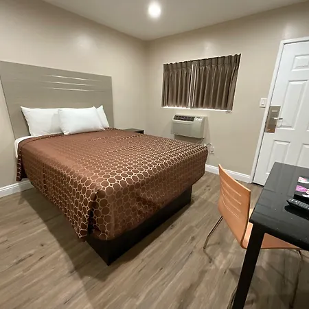State Motel-2