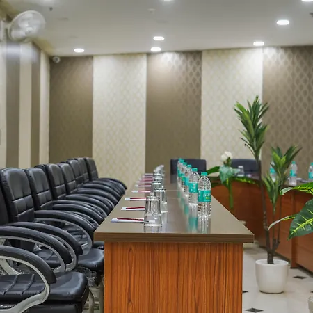 Hotel Sky View - Zirakpur, Chandigarh-2
