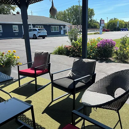 East Court Motel-3