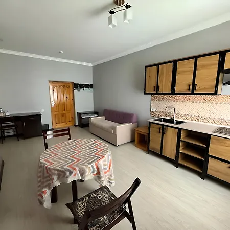 Qamar Hotel-2