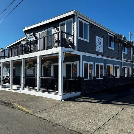 Dock Street Inn-3