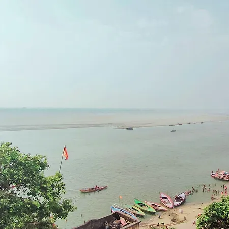 Hotel Shannti Inn With Ganges View-3
