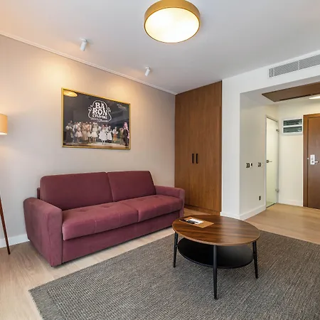 Hotel Opera-2