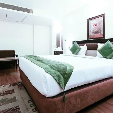 Hotel Fairway-3