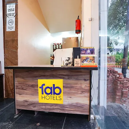 Fabhotel Ss Dham - 200M From Prem Mandir-2