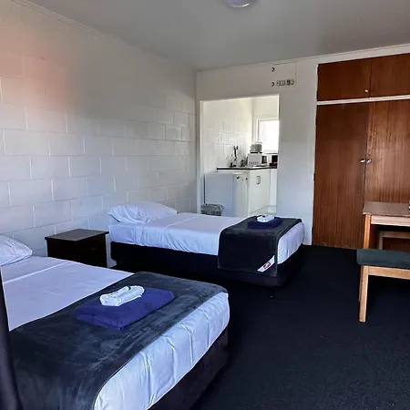 Abbey Travel Lodge Motel-3