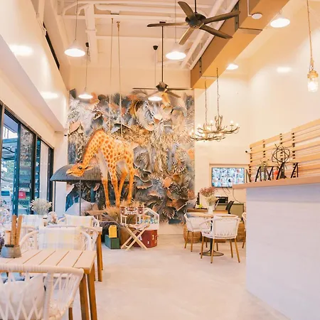 B Innspire Hotel-2