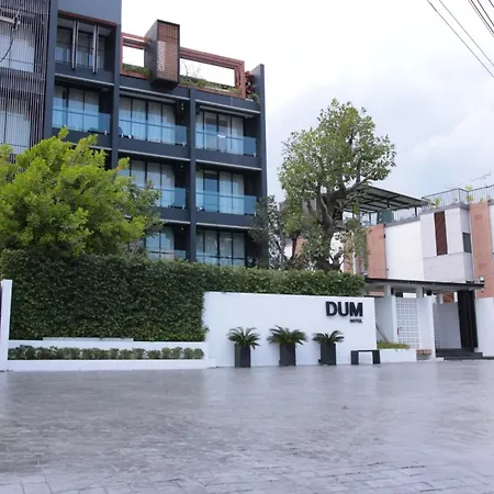 Dum Hotel - Si Phum-2
