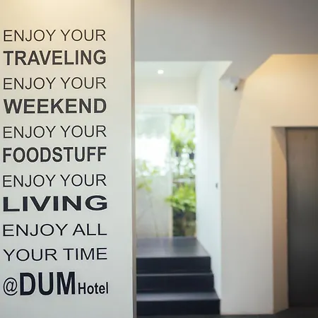 Dum Hotel - Si Phum-3