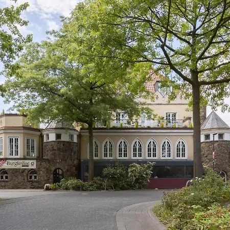 Hotel Landsknecht by Goshi-2