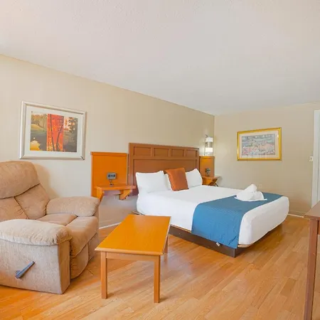 Liberty Inn And Suites Kissimmee Near Disney World-2