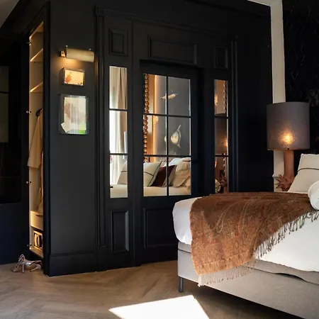 Boada Riera - The Roomsbyreini-3