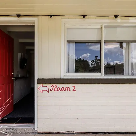 The Billy Motel King Room With Retro Charm-2