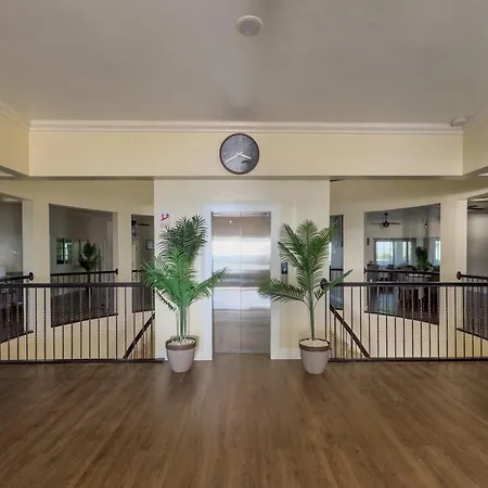Majestic Heights Bed & Breakfast-3