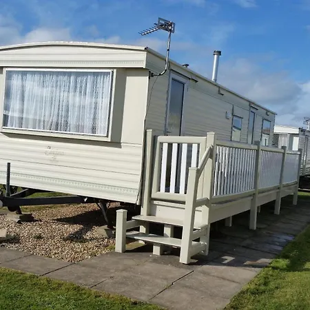 Ref H The Chase Caravan Park Ingoldmells Near Woody'S Clubhouse-3