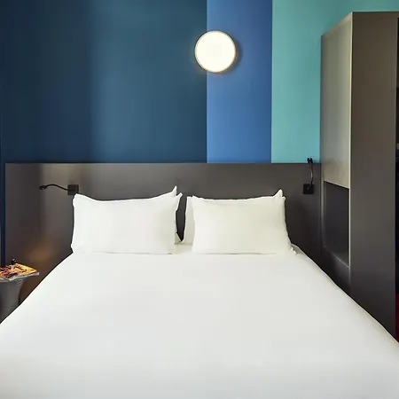Ibis Styles Marseille Vieux Port-2