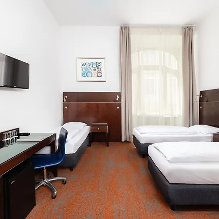City Hotel Matyas-3