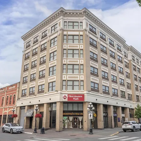 BEST WESTERN PLUS Carlton Plaza Hotel-2