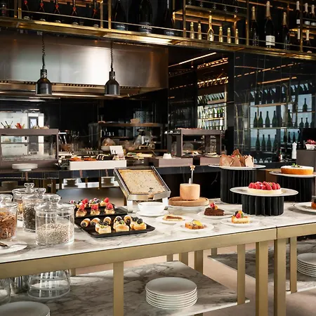 The Promenade Luxury Wellness Hotel-3