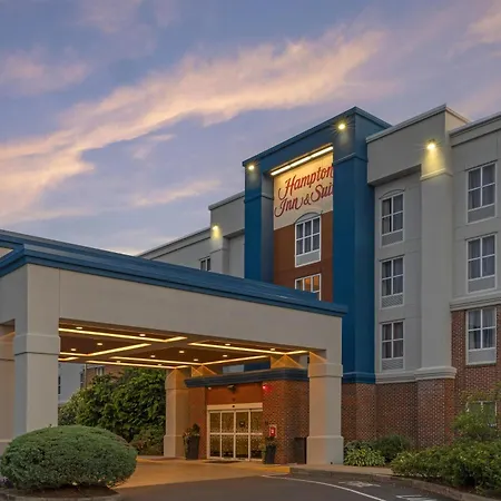 Hampton Inn & Suites By Hilton Plymouth-2