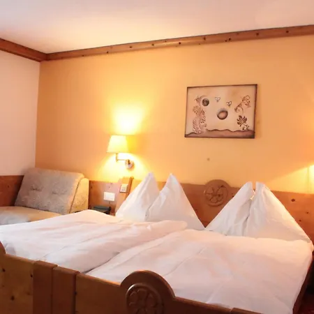 Hotel Christiania Saas-Fee-3