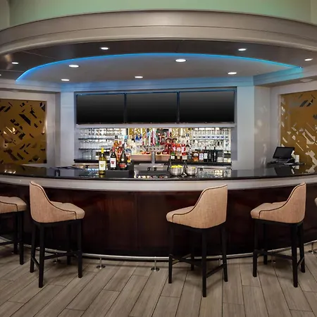 Embassy Suites By Hilton Laredo-2