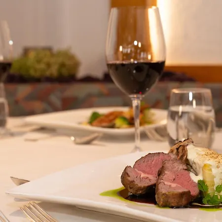 Hotel Restaurant Alpina-2