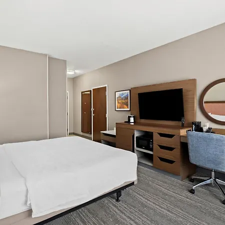 Hampton Inn Provo-3