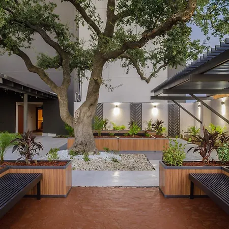 Doubletree By Hilton Laredo-3