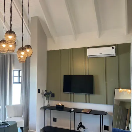 Dolphin Dunes Guesthouse-2